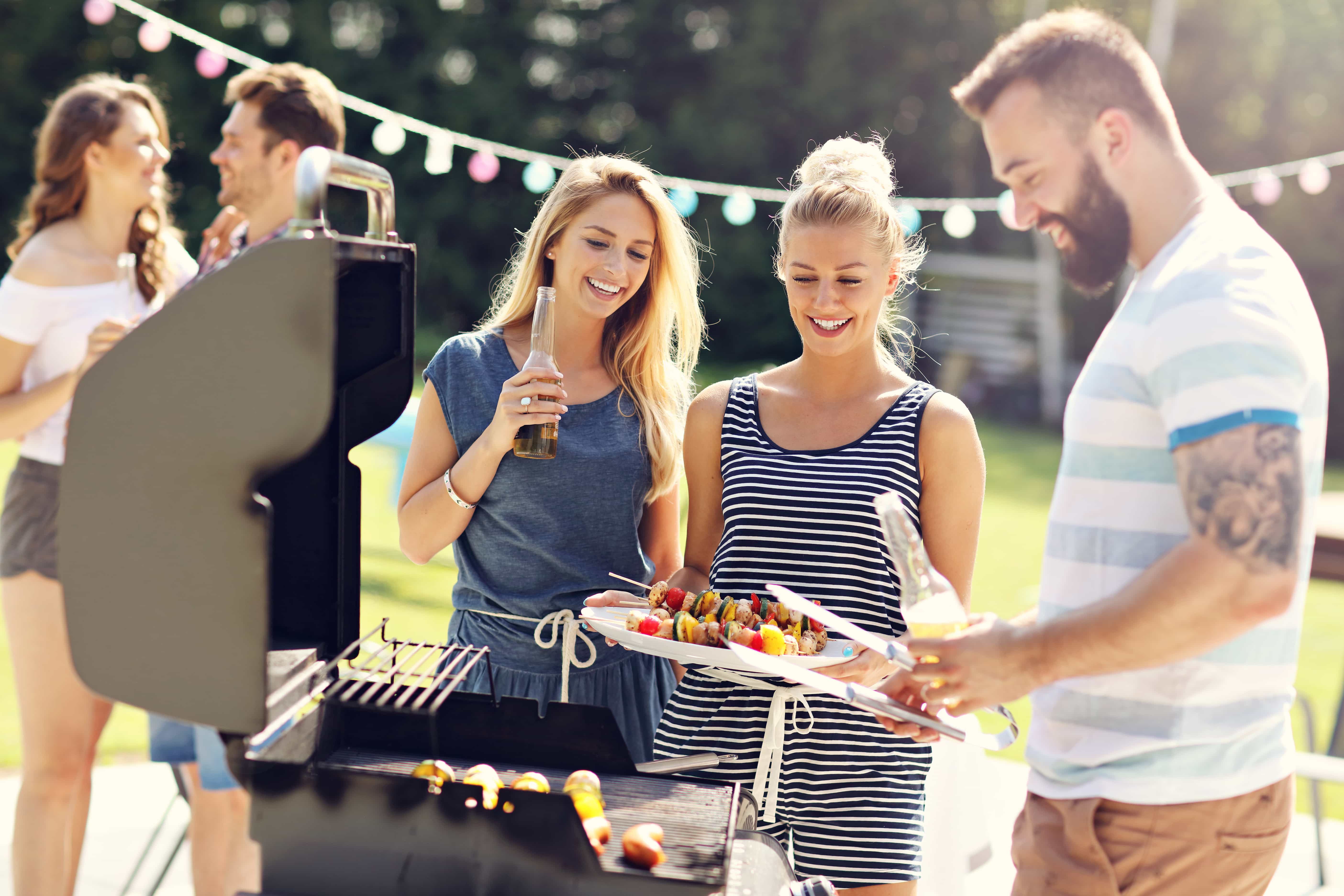 How To Plan The Ultimate Backyard Barbecue?